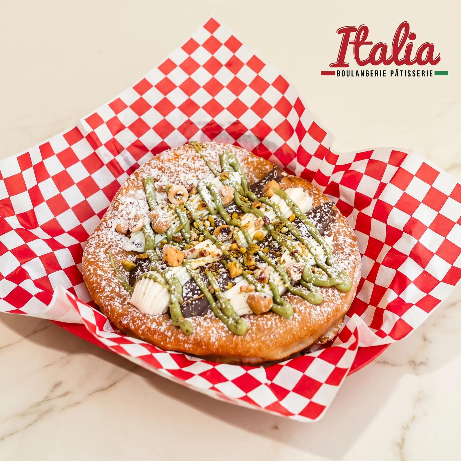 Pizza fritta sucrée, Pâtisserie Italia, Saint-Léonard, Montréal